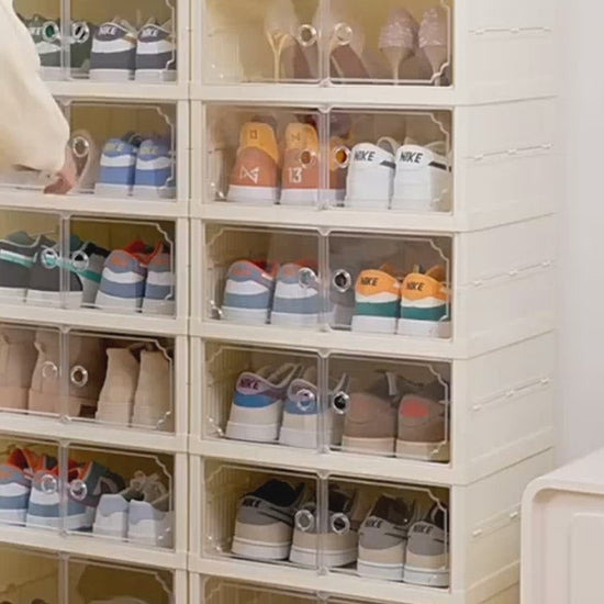 Video demonstrating the foldable stackable storage box
